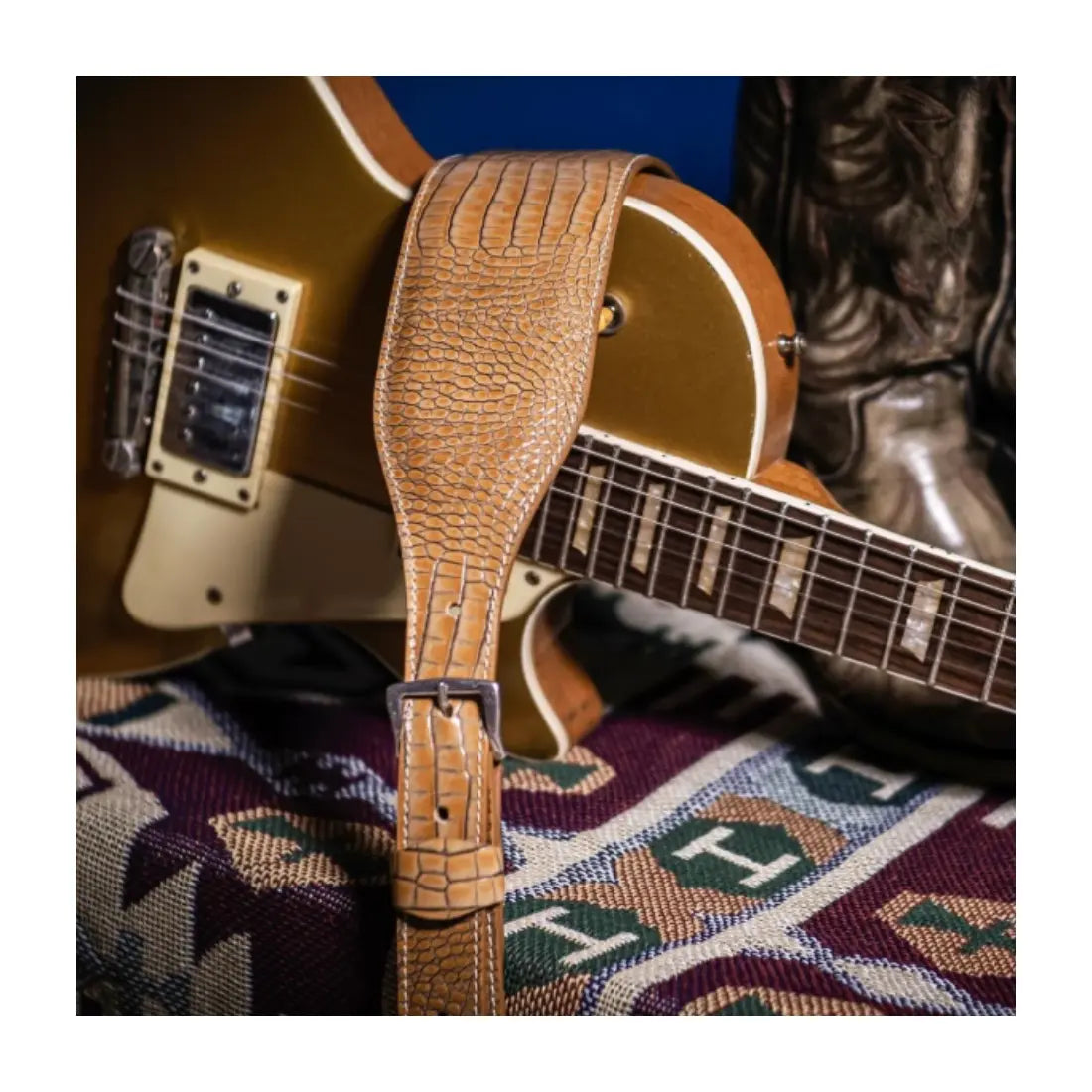 Blue Bell JOHNSON STRAP BLONDE CAIMAN Guitar Straps Blue Bell Art of Guitar
