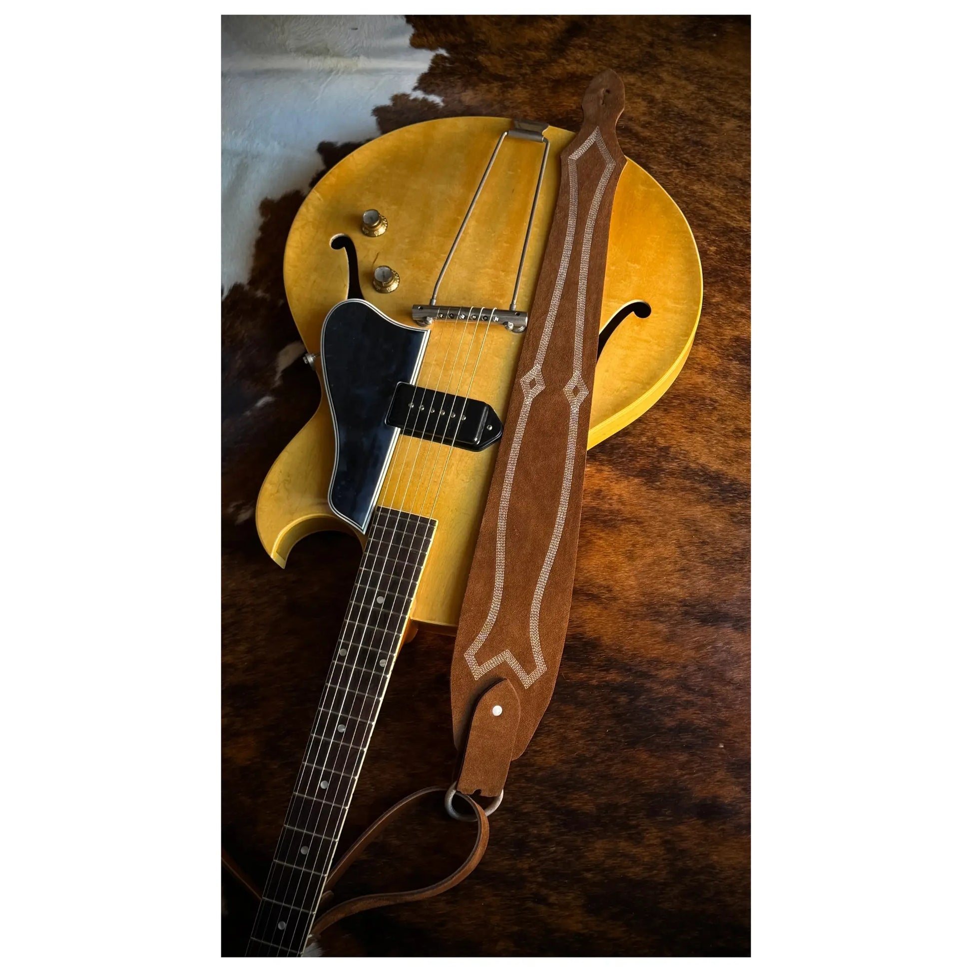 Blue Bell Straps Royal - Amber Suede Guitar Straps Blue Bell Art of Guitar