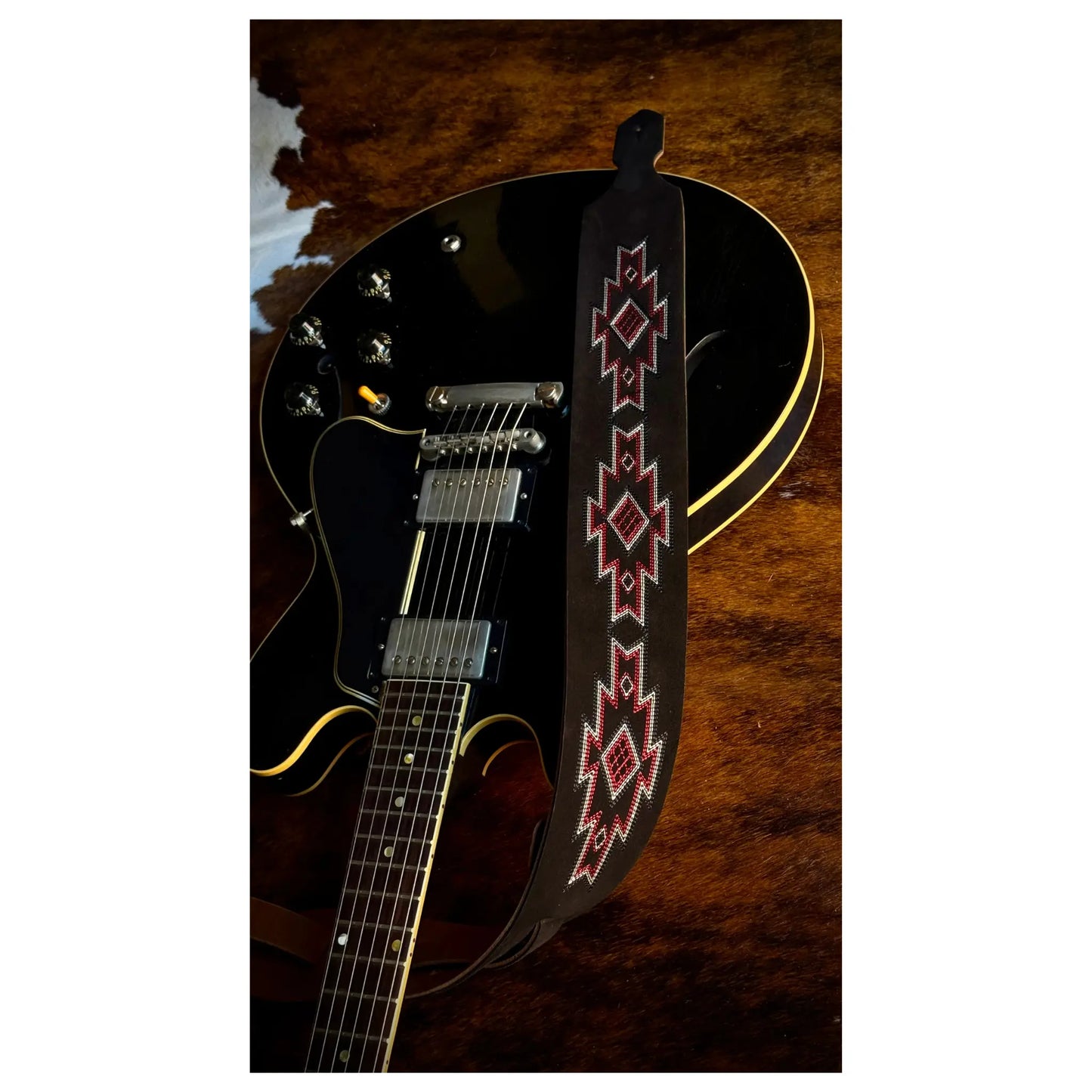 Blue Bell Straps Totem - Black Suede Guitar Straps Blue Bell Art of Guitar