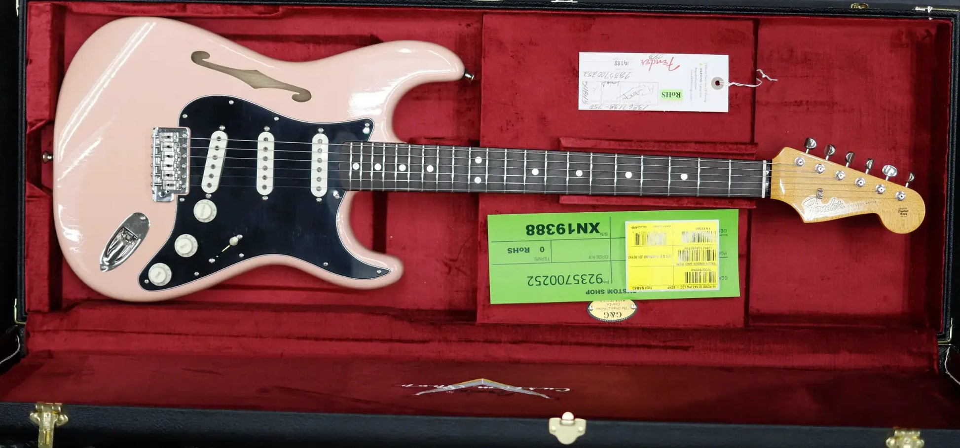 NAMM 2026 Fender Custom Shop Postmodern Thinline Stratocaster Light Closet Classic - Aged Shell Pink Electric Guitars Fender Art of Guitar