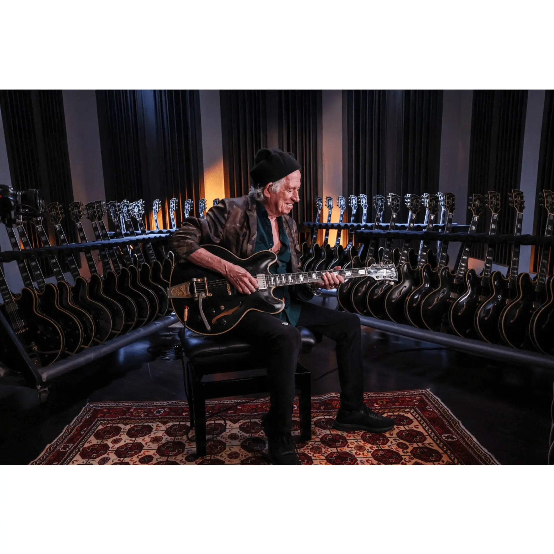 Gibson Custom Keith Richards 1960 ES-355 Collector’s Edition, Signed Label, Ebony Electric Guitars Gibson Art of Guitar