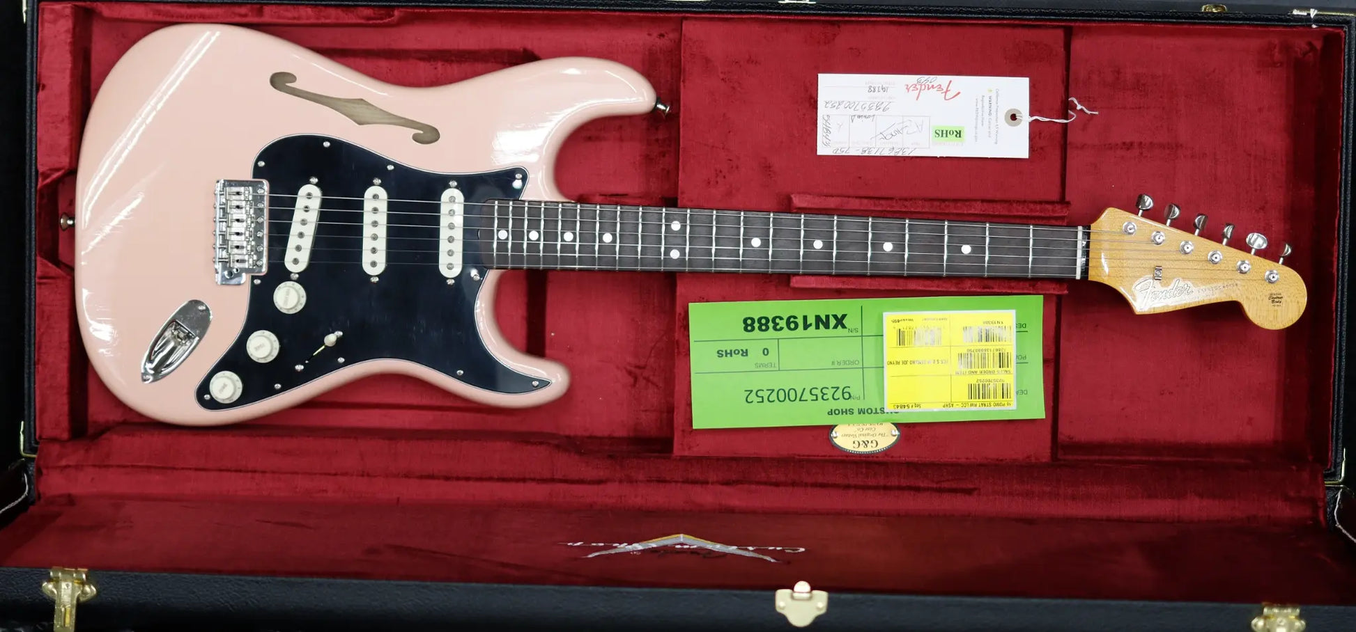 NAMM 2026 Fender Custom Shop Postmodern Thinline Stratocaster Light Closet Classic - Aged Shell Pink Electric Guitars Fender Art of Guitar